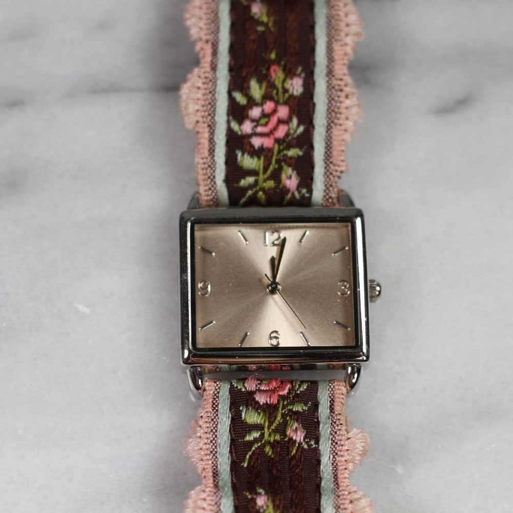 Pink Watch - Picture 5 of 6